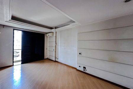 Apartamento para alugar com 400m², 4 quartos e 4 vagas Apartamento para alugar com 400m², 4 quartos e 4 vagasQuarto 1 - Suíte