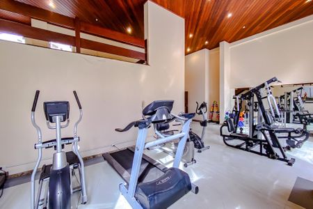 Apartamento para alugar com 400m², 4 quartos e 4 vagasÁrea comum - Academia