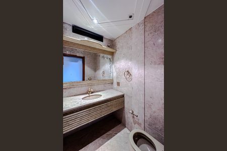 Apartamento para alugar com 400m², 4 quartos e 4 vagas Apartamento para alugar com 400m², 4 quartos e 4 vagasLavabo