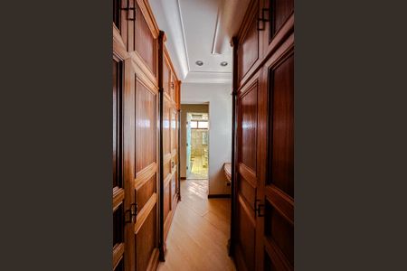 Apartamento para alugar com 400m², 4 quartos e 4 vagas Apartamento para alugar com 400m², 4 quartos e 4 vagasQuarto 1 - Suíte