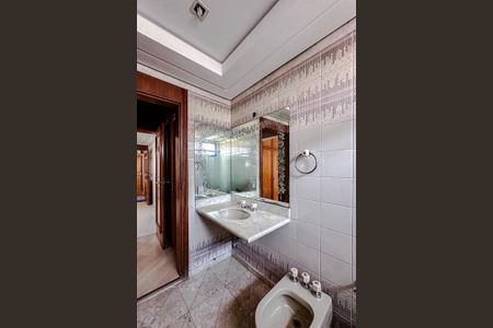 Apartamento para alugar com 400m², 4 quartos e 4 vagas Apartamento para alugar com 400m², 4 quartos e 4 vagasBanheiro da Suíte 3