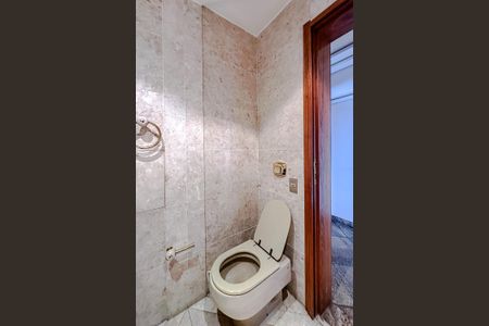 Apartamento para alugar com 400m², 4 quartos e 4 vagas Apartamento para alugar com 400m², 4 quartos e 4 vagasLavabo