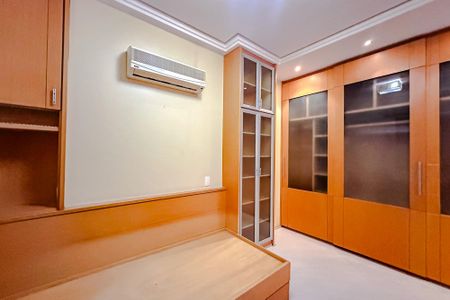 Apartamento para alugar com 400m², 4 quartos e 4 vagas Apartamento para alugar com 400m², 4 quartos e 4 vagasQuarto 2 - Suíte