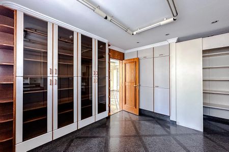 Apartamento para alugar com 400m², 4 quartos e 4 vagas Apartamento para alugar com 400m², 4 quartos e 4 vagasCopa