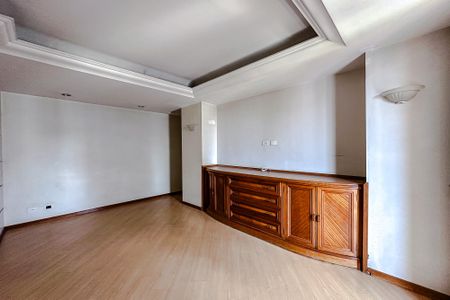 Apartamento para alugar com 400m², 4 quartos e 4 vagas Apartamento para alugar com 400m², 4 quartos e 4 vagasQuarto 1 - Suíte