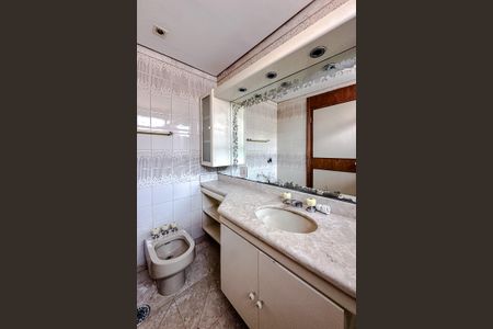 Apartamento para alugar com 400m², 4 quartos e 4 vagas Apartamento para alugar com 400m², 4 quartos e 4 vagasBanheiro da Suíte 4