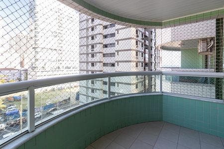 Apartamento para alugar com 168m², 3 quartos e 2 vagas Apartamento para alugar com 168m², 3 quartos e 2 vagasVaranda