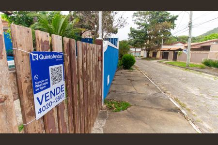 Casa à venda com 359m², 4 quartos e 2 vagasPlaca