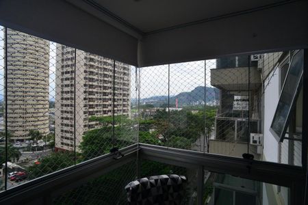 Varanda de apartamento para alugar com 1 quarto, 65m² em Barra da Tijuca, Rio de Janeiro
