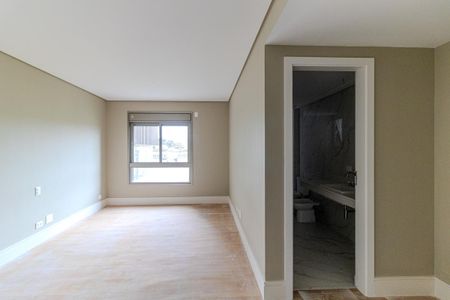 Apartamento à venda com 389m², 4 quartos e 6 vagas Apartamento à venda com 389m², 4 quartos e 6 vagasSuíte 2
