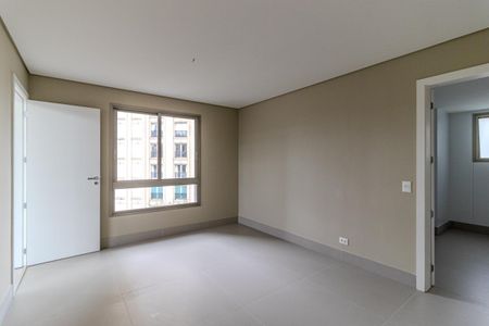 Apartamento à venda com 389m², 4 quartos e 6 vagas Apartamento à venda com 389m², 4 quartos e 6 vagasCopa