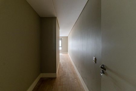 Apartamento à venda com 389m², 4 quartos e 6 vagas Apartamento à venda com 389m², 4 quartos e 6 vagasSuíte 4
