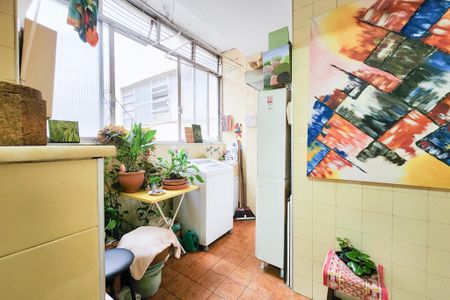 Apartamento à venda com 90m², 3 quartos e 1 vagaÁrea de Serviço