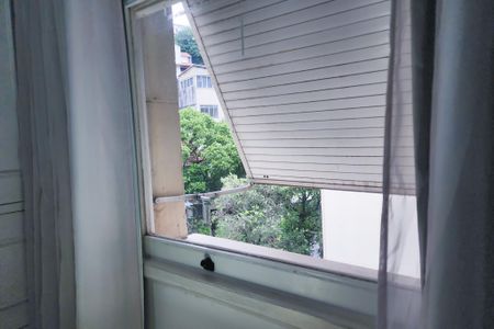 Vista Quarto 1 de apartamento à venda com 3 quartos, 90m² em Laranjeiras, Rio de Janeiro