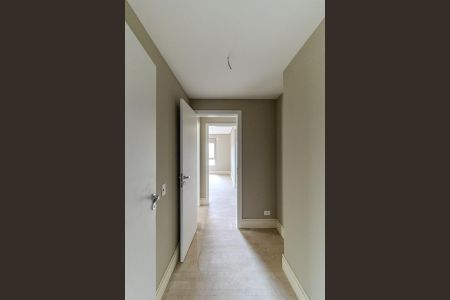 Apartamento à venda com 388m², 4 quartos e 6 vagasCorredor