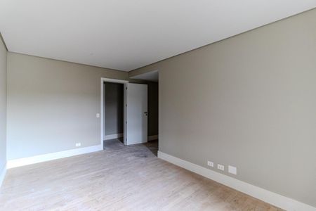 Apartamento à venda com 388m², 4 quartos e 6 vagasSuíte 2