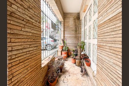 Casa à venda com 180m², 4 quartos e 2 vagasGaragem