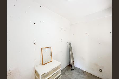 Casa à venda com 180m², 4 quartos e 2 vagasQuarto de Serviço