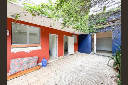 Casa à venda com 180m², 4 quartos e 2 vagasÁrea Externa