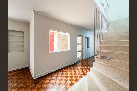 Casa à venda com 180m², 4 quartos e 2 vagasSala