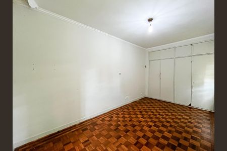 Casa à venda com 180m², 4 quartos e 2 vagasQuarto 2