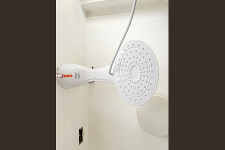 Casa à venda com 180m², 4 quartos e 2 vagasBanheiro de Serviço