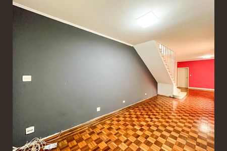 Casa à venda com 180m², 4 quartos e 2 vagasSala