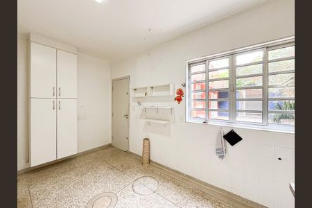 Casa à venda com 180m², 4 quartos e 2 vagasCozinha