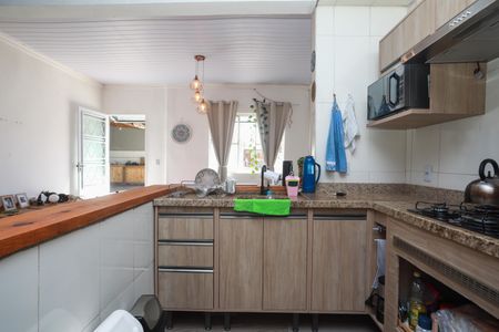 Casa para alugar com 290m², 4 quartos e 7 vagas Casa para alugar com 290m², 4 quartos e 7 vagasFundos edícula - Cozinha