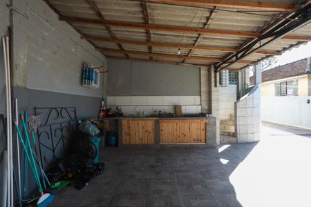 Casa para alugar com 290m², 4 quartos e 7 vagas Casa para alugar com 290m², 4 quartos e 7 vagasFachada da casa