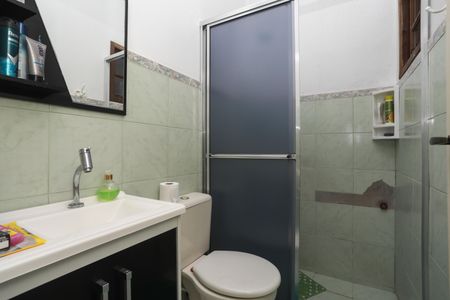 Casa para alugar com 290m², 4 quartos e 7 vagas Casa para alugar com 290m², 4 quartos e 7 vagasBanheiro da Suite 1