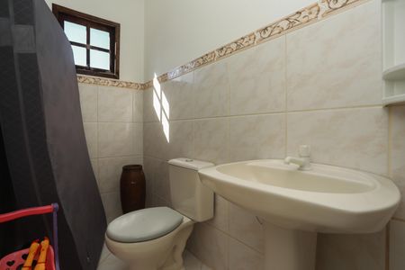 Casa para alugar com 290m², 4 quartos e 7 vagas Casa para alugar com 290m², 4 quartos e 7 vagasBanheiro da Suite 2