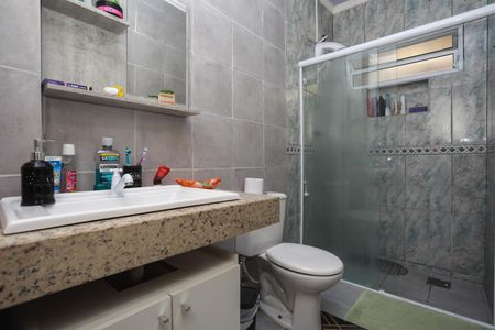 Casa para alugar com 290m², 4 quartos e 7 vagas Casa para alugar com 290m², 4 quartos e 7 vagasFundos edícula - Suite