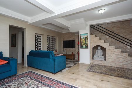 Casa para alugar com 290m², 4 quartos e 7 vagas Casa para alugar com 290m², 4 quartos e 7 vagasSala