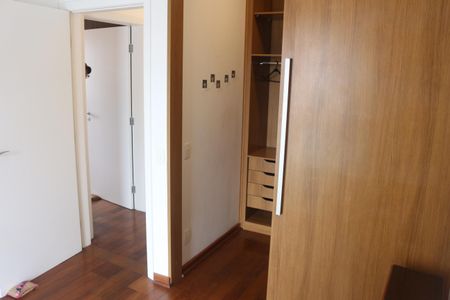 Apartamento à venda com 117m², 3 quartos e 2 vagasSuíte 1
