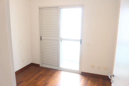 Apartamento à venda com 117m², 3 quartos e 2 vagasSuíte 1