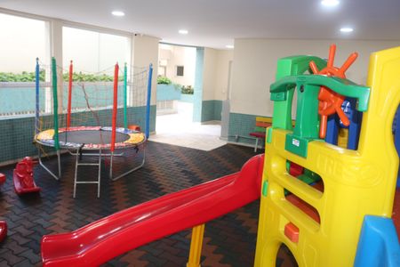 Apartamento à venda com 117m², 3 quartos e 2 vagasÁrea comum - Playground
