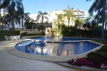 Apartamento à venda com 90m², 3 quartos e 2 vagasÁrea comum - Piscina