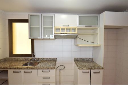 Apartamento à venda com 90m², 3 quartos e 2 vagasCozinha