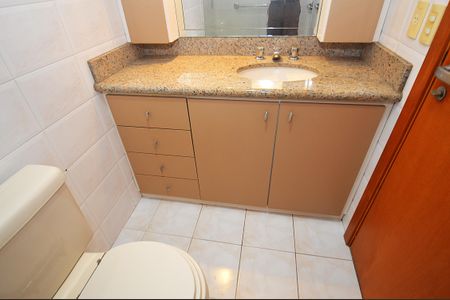 Apartamento à venda com 90m², 3 quartos e 2 vagasBanheiro da Suíte