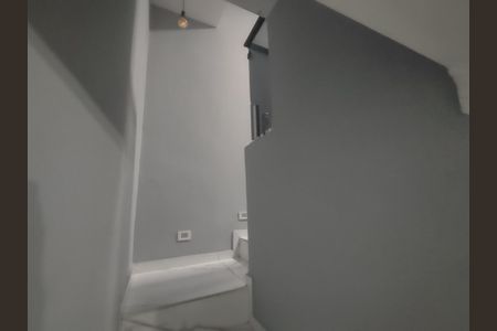 Casa para alugar com 358m², 5 quartos e 1 vagaEscada