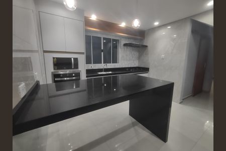 Casa para alugar com 358m², 5 quartos e 1 vagaCozinha