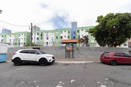 Apartamento à venda com 42m², 2 quartos e 1 vaga Apartamento à venda com 42m², 2 quartos e 1 vagaFachada