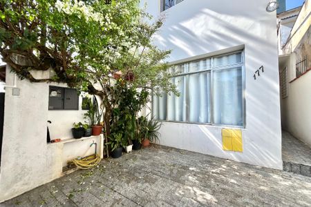 Casa à venda com 120m², 3 quartos e 2 vagas Casa à venda com 120m², 3 quartos e 2 vagasGaragem