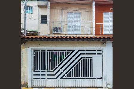 Casa à venda com 80m², 3 quartos e 2 vagasFachada