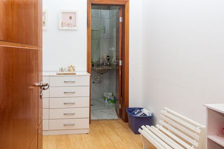 Casa à venda com 80m², 3 quartos e 2 vagasSuíte 1