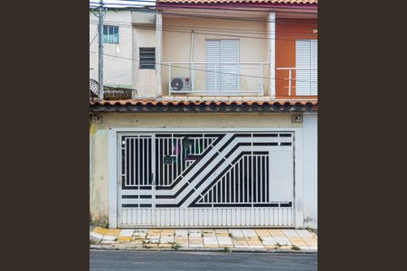 Casa à venda com 80m², 3 quartos e 2 vagasFachada