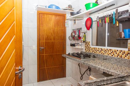 Casa à venda com 80m², 3 quartos e 2 vagasCozinha