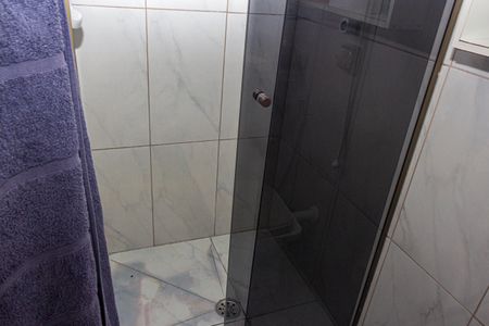 Casa à venda com 80m², 3 quartos e 2 vagasBanheiro da Suíte 3