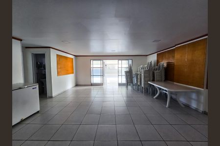 Apartamento à venda com 50m², 2 quartos e 1 vaga Apartamento à venda com 50m², 2 quartos e 1 vagaÁrea comum - Salão de festas